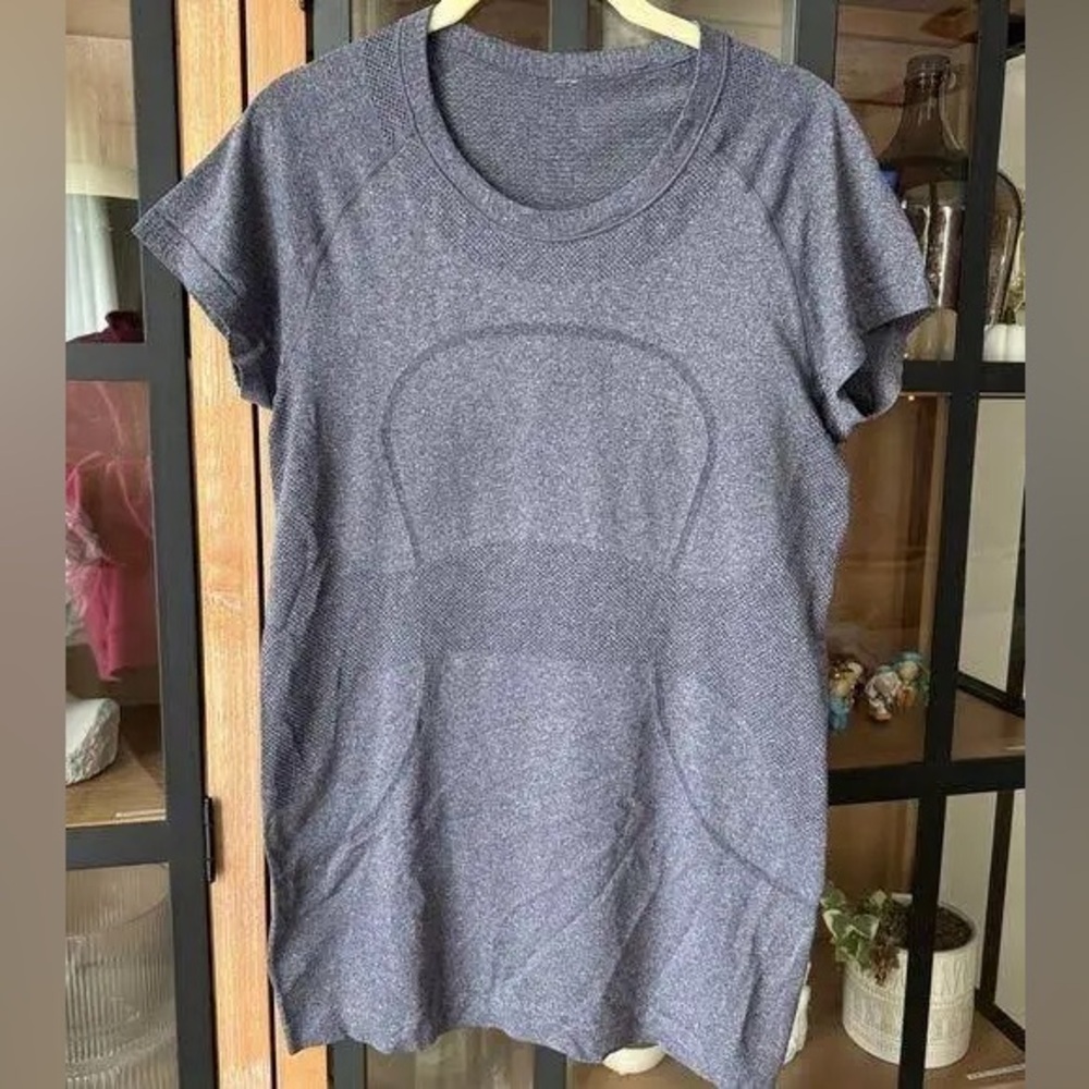 Lululemon Swiftly Tech Short Sleeve Top